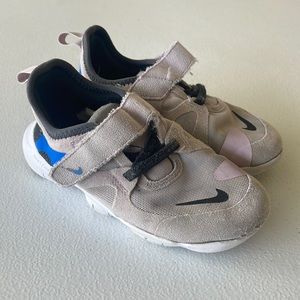 Kids Nike free